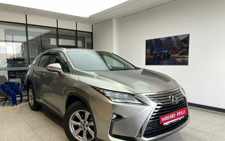 Lexus RX IV рестайлинг, 2019 год, 4 500 000 рублей, 4 фотография