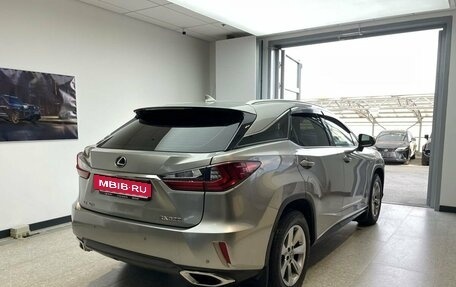 Lexus RX IV рестайлинг, 2019 год, 4 500 000 рублей, 5 фотография