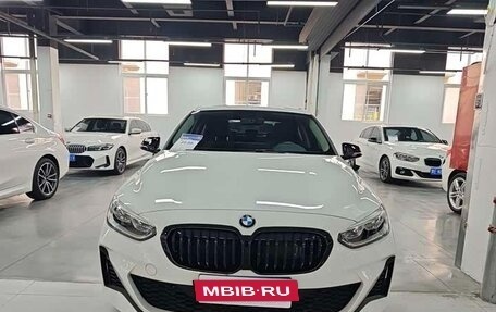 BMW 1 серия, 2023 год, 2 411 000 рублей, 3 фотография