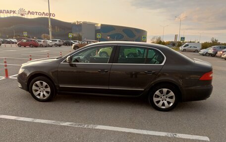 Skoda Superb III рестайлинг, 2010 год, 1 300 000 рублей, 3 фотография