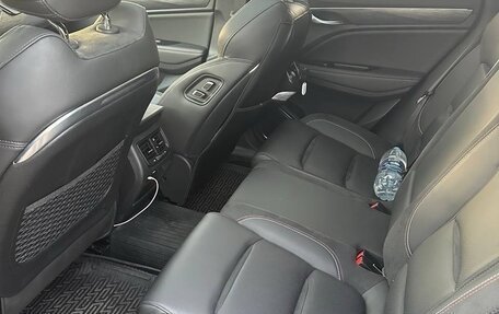 Geely Tugella FY11, 2022 год, 2 500 000 рублей, 8 фотография