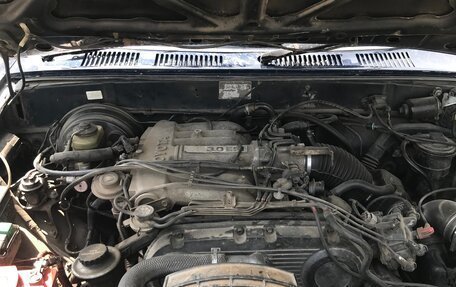 Toyota Hilux Surf III рестайлинг, 1993 год, 780 000 рублей, 7 фотография