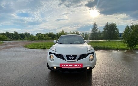 Nissan Juke II, 2015 год, 1 350 000 рублей, 2 фотография