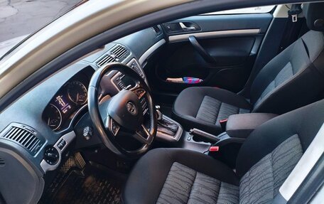 Skoda Octavia, 2011 год, 1 420 000 рублей, 9 фотография