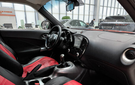 Nissan Juke II, 2011 год, 750 000 рублей, 13 фотография