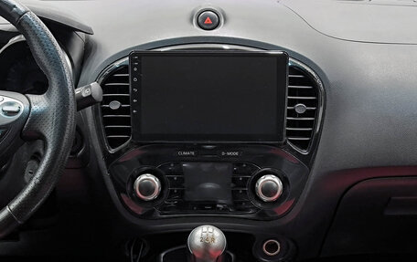 Nissan Juke II, 2011 год, 750 000 рублей, 18 фотография