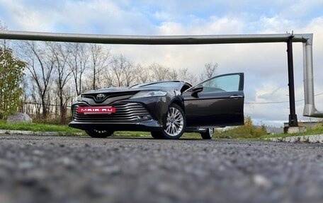 Toyota Camry, 2019 год, 3 200 000 рублей, 8 фотография