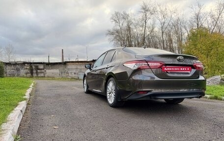 Toyota Camry, 2019 год, 3 200 000 рублей, 26 фотография