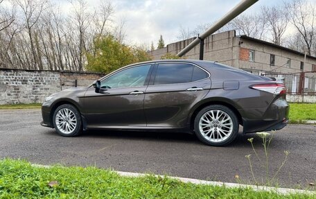 Toyota Camry, 2019 год, 3 200 000 рублей, 27 фотография