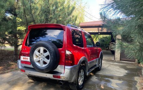 Mitsubishi Pajero III рестайлинг, 2005 год, 950 000 рублей, 4 фотография