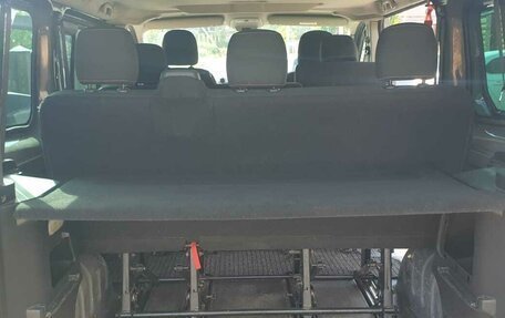 Renault Trafic, 2016 год, 2 295 000 рублей, 8 фотография