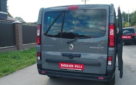 Renault Trafic, 2016 год, 2 295 000 рублей, 5 фотография