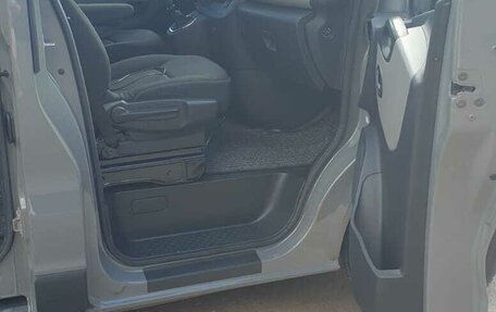 Renault Trafic, 2016 год, 2 295 000 рублей, 10 фотография