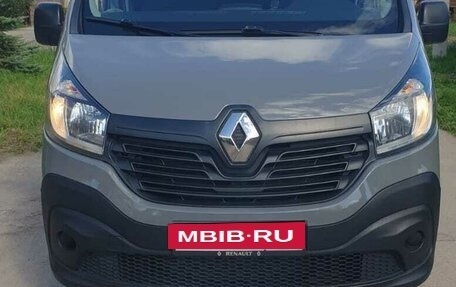 Renault Trafic, 2016 год, 2 295 000 рублей, 13 фотография