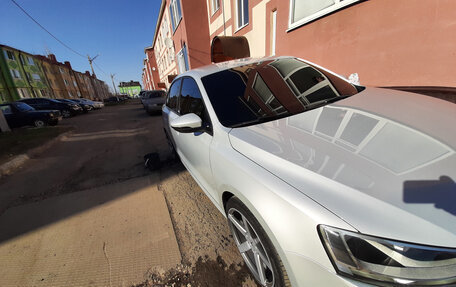 Volkswagen Jetta VI, 2012 год, 900 000 рублей, 4 фотография