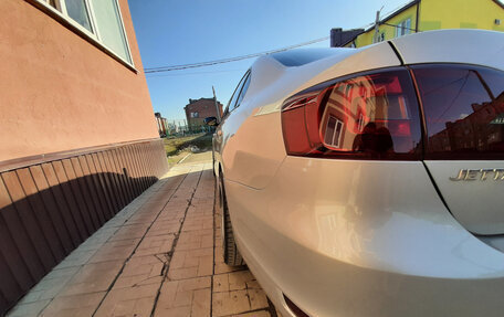 Volkswagen Jetta VI, 2012 год, 900 000 рублей, 13 фотография