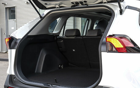 Toyota RAV4, 2024 год, 4 816 000 рублей, 10 фотография