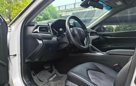 Toyota Camry, 2021 год, 1 867 277 рублей, 7 фотография