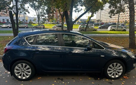 Opel Astra J, 2011 год, 800 000 рублей, 4 фотография