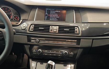 BMW 5 серия, 2014 год, 1 850 000 рублей, 18 фотография