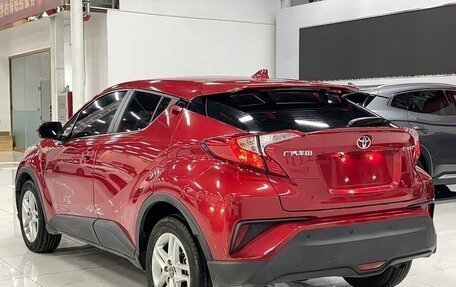 Toyota C-HR I рестайлинг, 2021 год, 1 745 277 рублей, 4 фотография