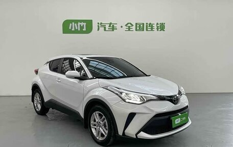 Toyota C-HR I рестайлинг, 2021 год, 1 759 277 рублей, 3 фотография