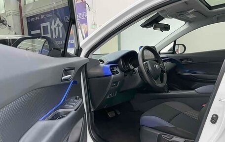 Toyota C-HR I рестайлинг, 2021 год, 1 759 277 рублей, 7 фотография