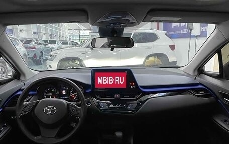 Toyota C-HR I рестайлинг, 2021 год, 1 759 277 рублей, 10 фотография