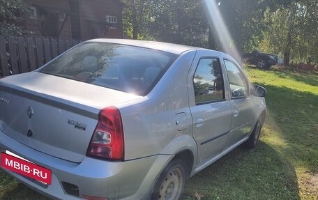 Renault Logan I, 2013 год, 405 000 рублей, 2 фотография