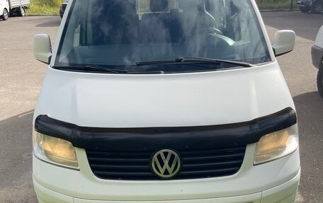 Volkswagen Transporter T5 рестайлинг, 2004 год, 1 100 000 рублей, 1 фотография