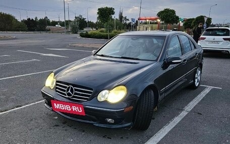 Mercedes-Benz C-Класс, 2005 год, 950 000 рублей, 9 фотография