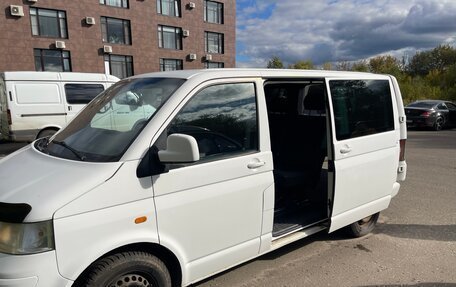 Volkswagen Transporter T5 рестайлинг, 2004 год, 1 100 000 рублей, 7 фотография