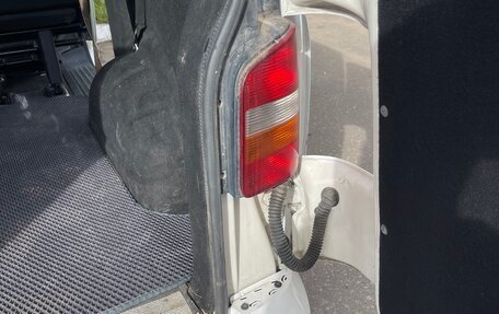 Volkswagen Transporter T5 рестайлинг, 2004 год, 1 100 000 рублей, 5 фотография