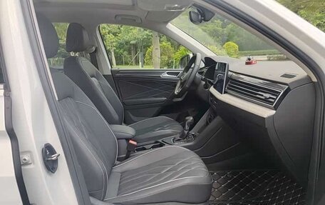 Volkswagen Tiguan II, 2023 год, 3 267 000 рублей, 12 фотография