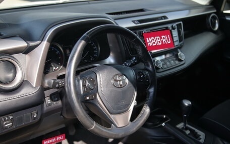 Toyota RAV4, 2015 год, 1 744 920 рублей, 8 фотография