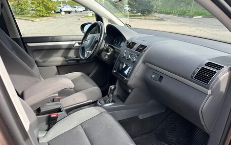Volkswagen Touran III, 2012 год, 1 250 000 рублей, 10 фотография
