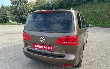 Volkswagen Touran III, 2012 год, 1 250 000 рублей, 5 фотография