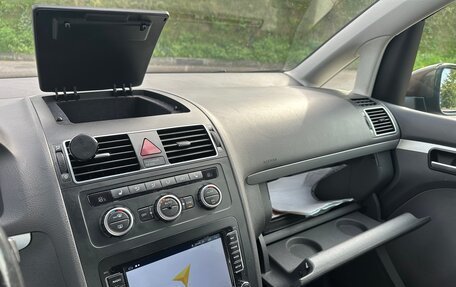 Volkswagen Touran III, 2012 год, 1 250 000 рублей, 19 фотография