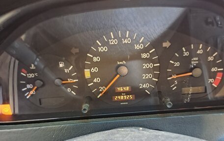 Mercedes-Benz C-Класс, 1996 год, 200 000 рублей, 9 фотография