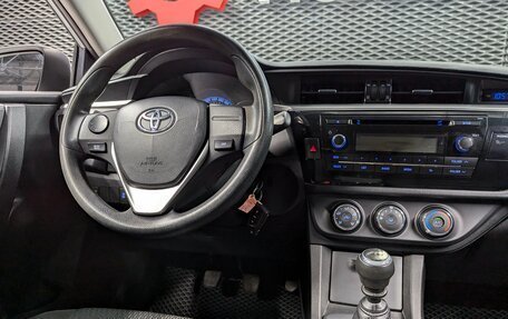 Toyota Corolla, 2013 год, 1 155 000 рублей, 18 фотография