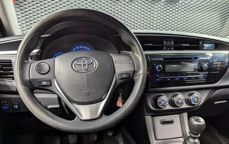 Toyota Corolla, 2013 год, 1 155 000 рублей, 21 фотография