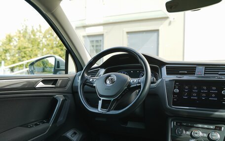 Volkswagen Tiguan II, 2020 год, 2 690 000 рублей, 29 фотография