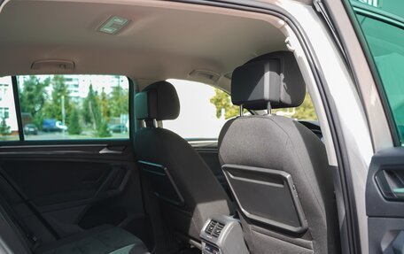 Volkswagen Tiguan II, 2020 год, 2 690 000 рублей, 17 фотография