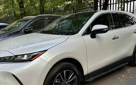 Toyota Harrier, 2022 год, 3 990 000 рублей, 4 фотография