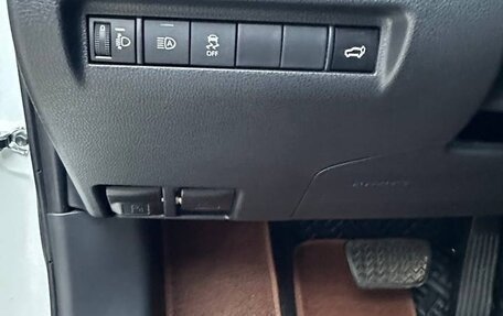 Toyota Harrier, 2022 год, 3 990 000 рублей, 25 фотография
