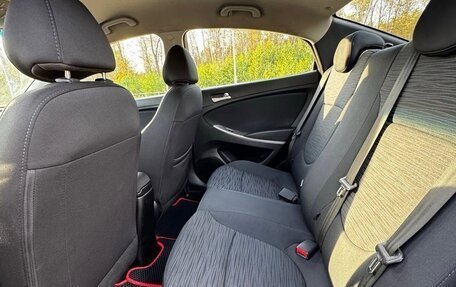 Hyundai Solaris II рестайлинг, 2015 год, 830 000 рублей, 4 фотография