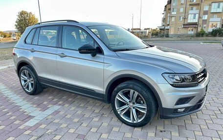 Volkswagen Tiguan II, 2020 год, 2 300 000 рублей, 16 фотография