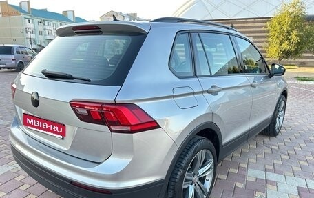 Volkswagen Tiguan II, 2020 год, 2 300 000 рублей, 13 фотография
