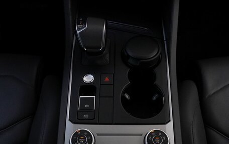 Volkswagen Touareg III, 2019 год, 3 950 000 рублей, 16 фотография