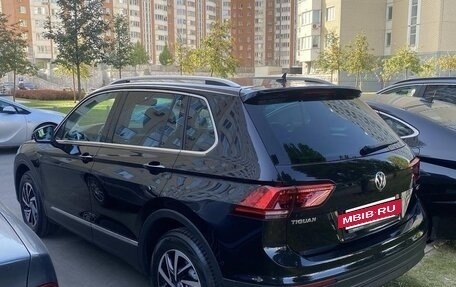 Volkswagen Tiguan II, 2018 год, 3 250 000 рублей, 6 фотография